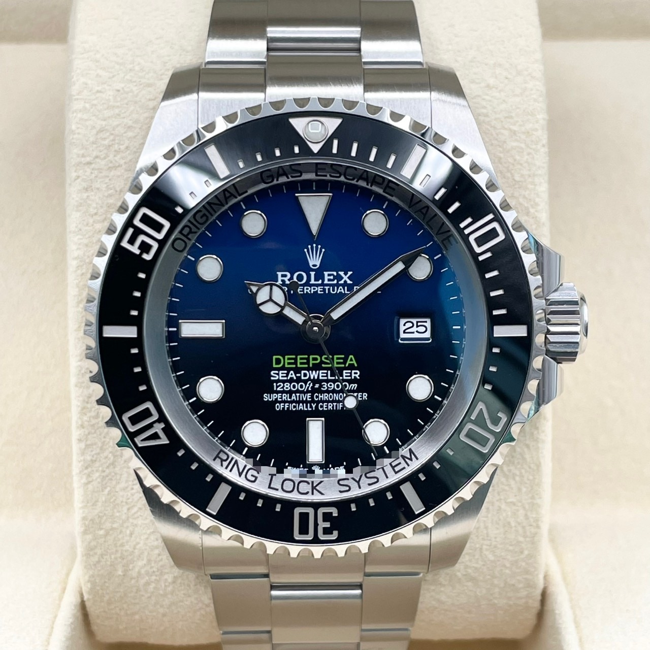 ロレックス シードゥエラー ディープシー 126660 Dブルー ステンレススチール 44mm