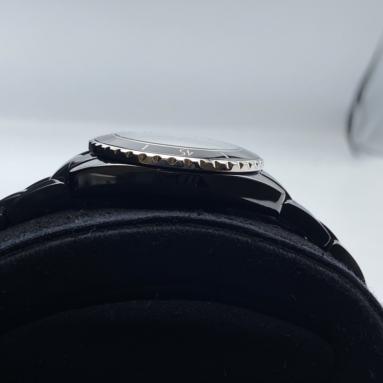 シャネル J12 H5695 ブラック ブラックセラミック 33MM