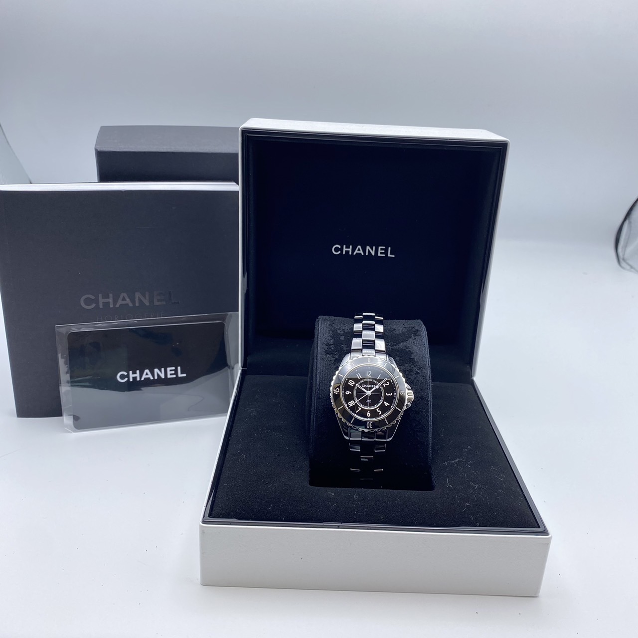 シャネル J12 H5695 ブラック ブラックセラミック 33MM