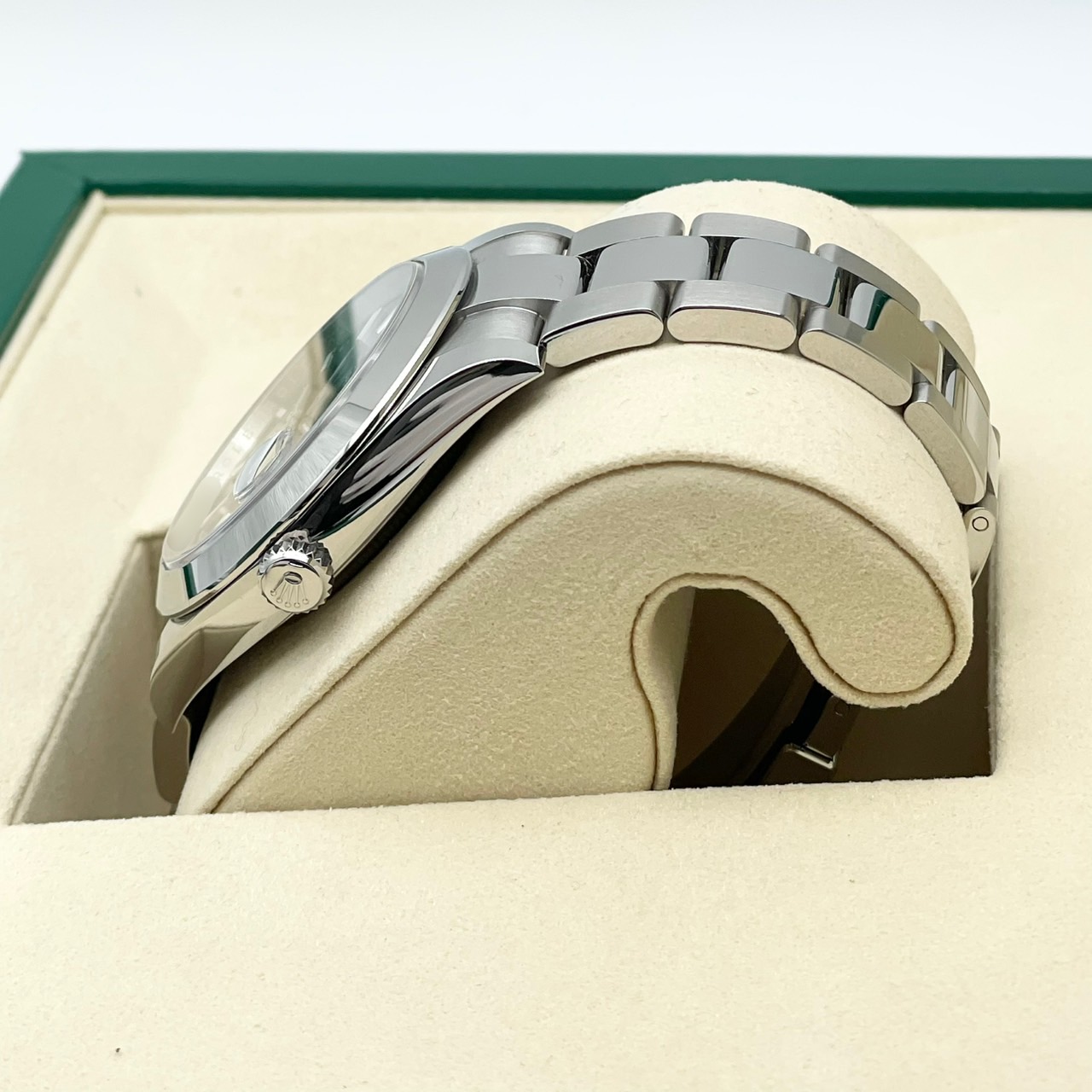 ロレックス デイトジャスト 126300 ミントグリーン オイスターブレスレット 41mm