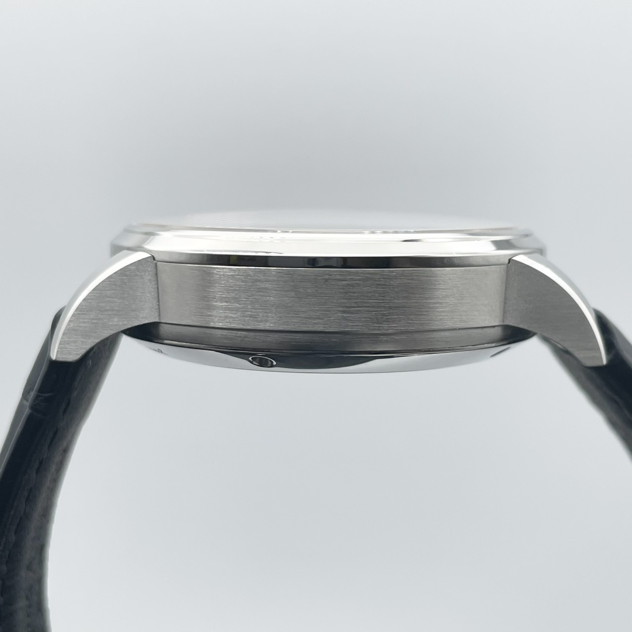 【定価161.7万円！】グラスヒュッテ パノマティックルナ 1-90-02-46-32-61 ブルー 40mm