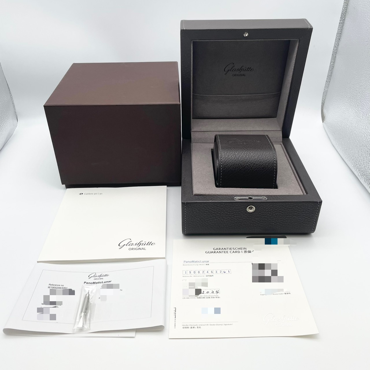 【定価161.7万円！】グラスヒュッテ パノマティックルナ 1-90-02-46-32-61 ブルー 40mm