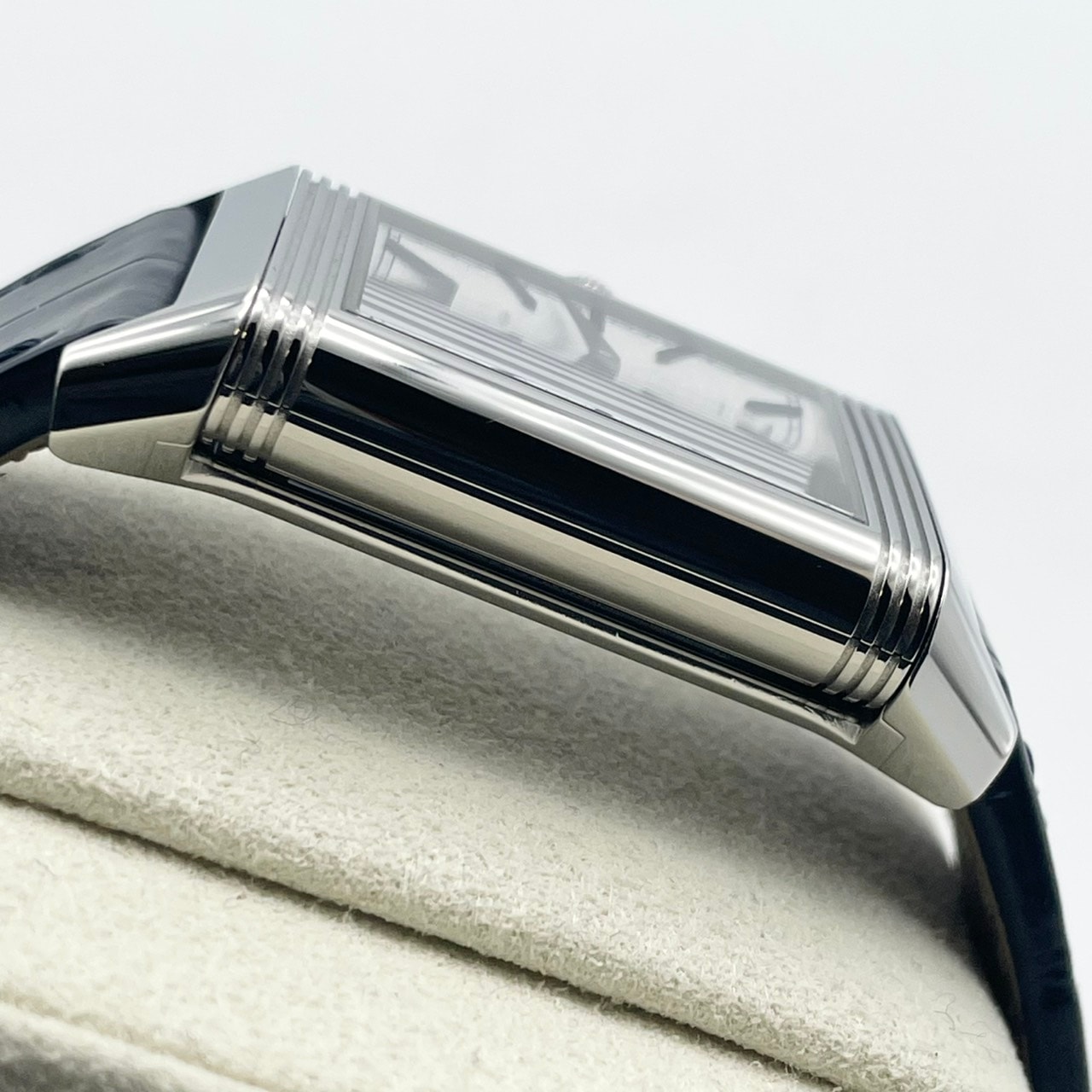 ジャガールクルト レベルソ トリビュート デュオ スモールセコンド Q3908420 213.8.D4