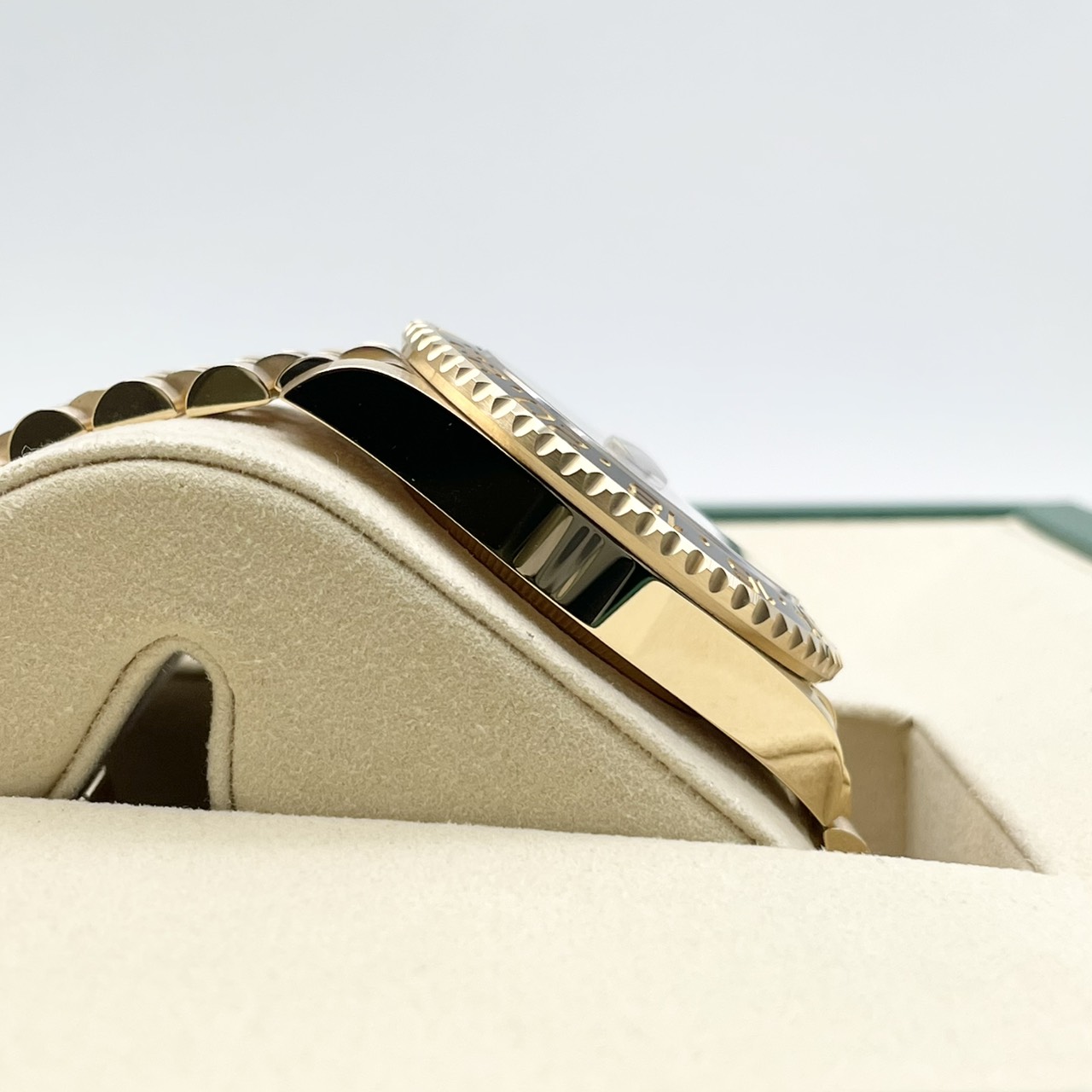 ロレックス GMTマスターII 126718GRNR イエローゴールド ジュビリーブレス ブラック 40mm