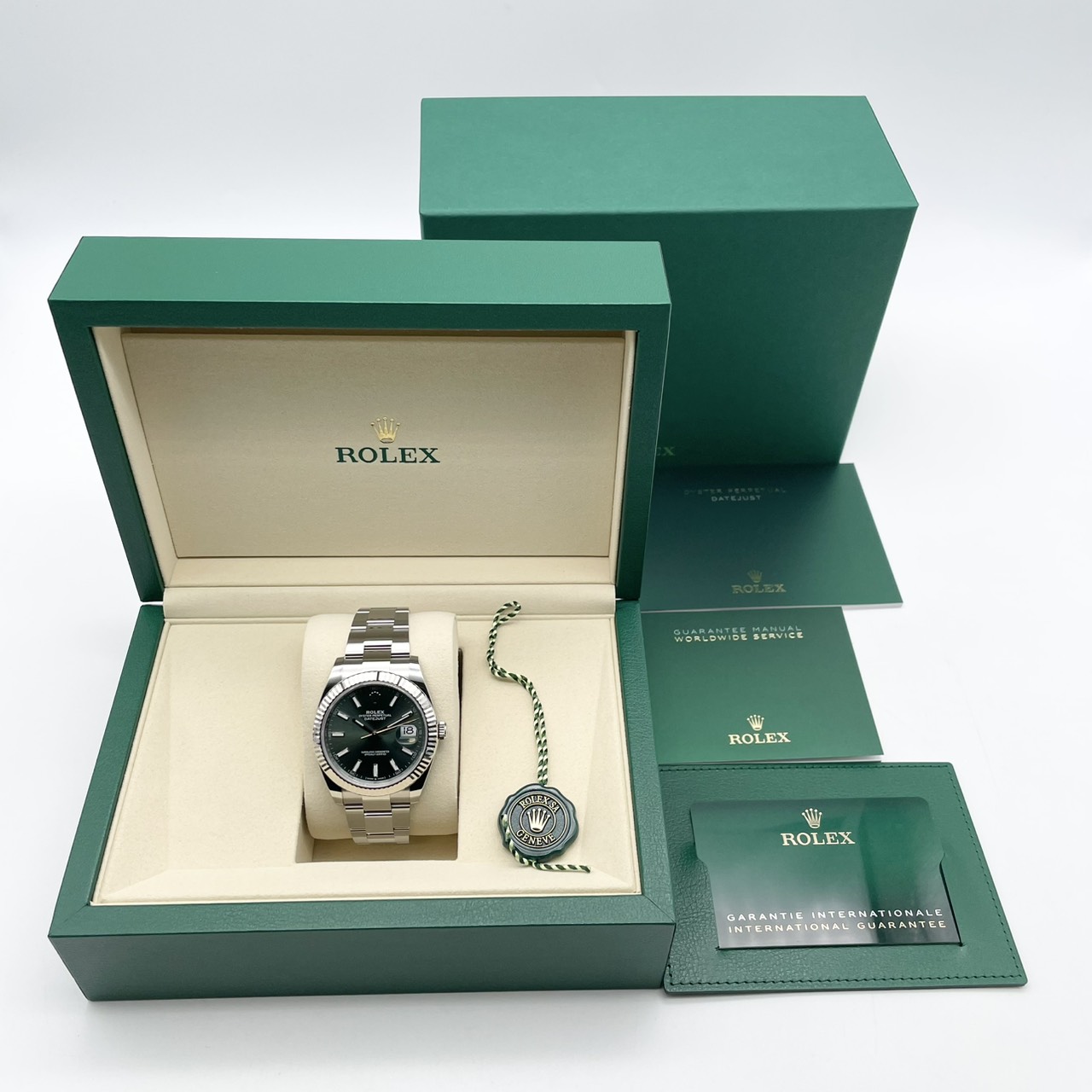 【保証書日付2026年3月！】 ロレックス デイトジャスト 126334 ミントグリーン オイスターブレス 41mm