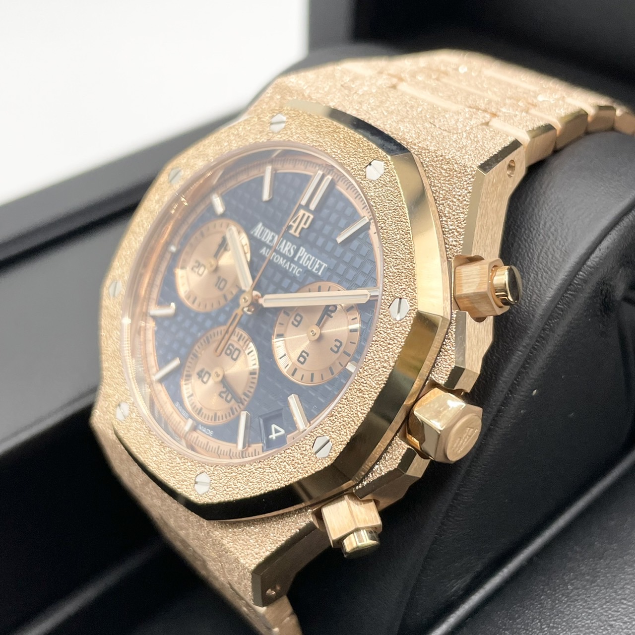 オーデマピゲ ロイヤルオーク 26239OR.GG.1224OR.01 フロステッドゴールド ブルーグランドタペストリー 41mm