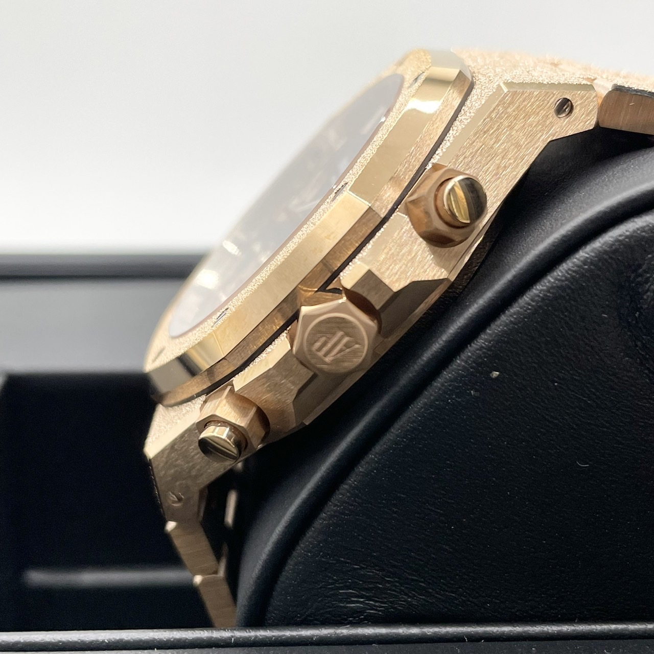 オーデマピゲ ロイヤルオーク 26239OR.GG.1224OR.01 フロステッドゴールド ブルーグランドタペストリー 41mm