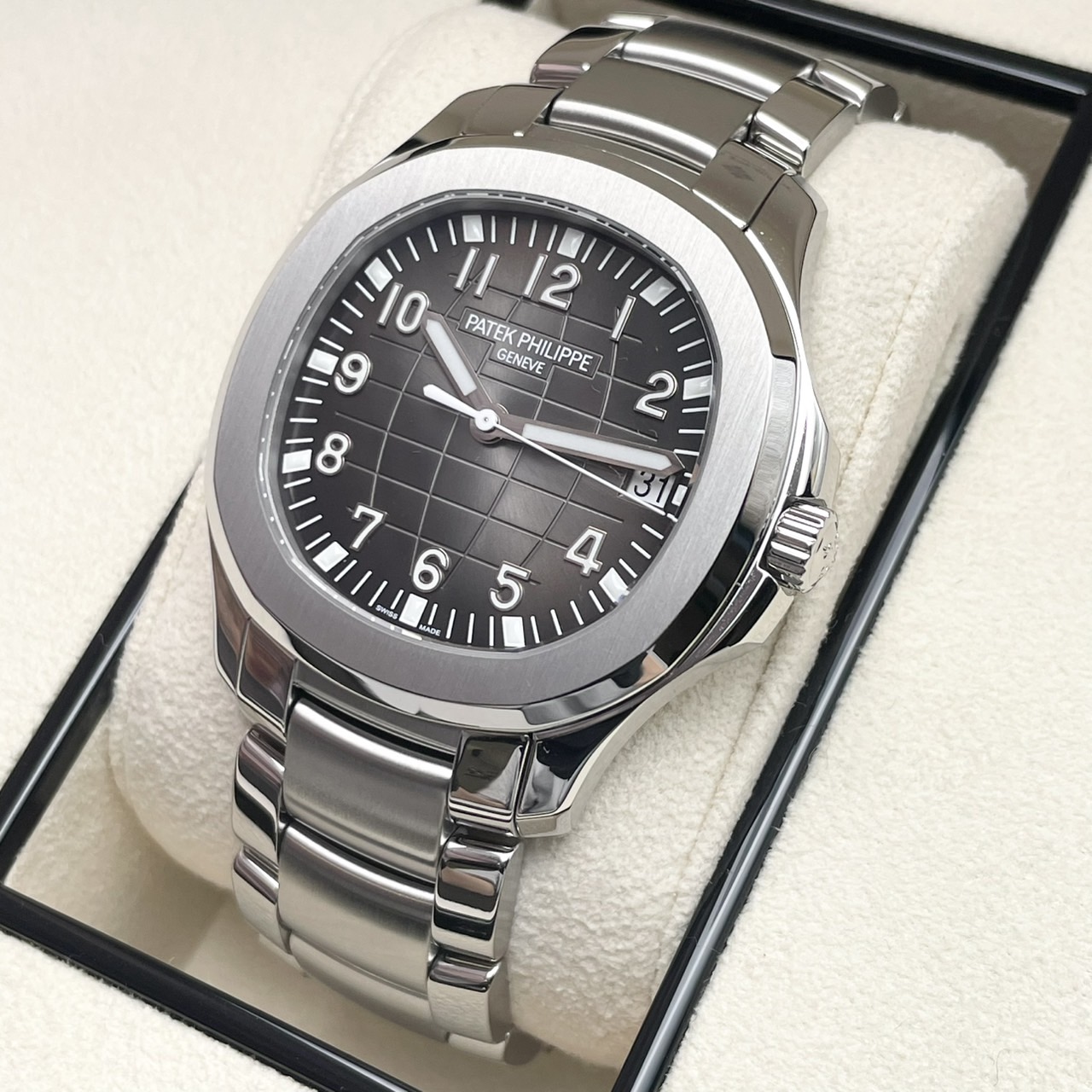 【希少！ディスコンモデル】パテックフィリップ アクアノート 5167/1A-001 ブラック 40.8mm