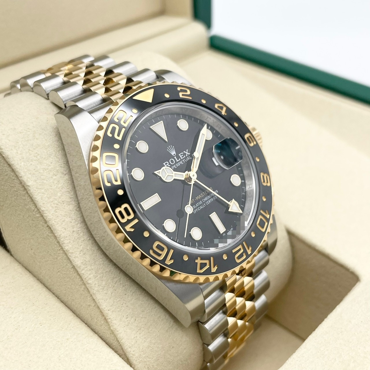 ロレックス GMTマスターII 126713GRNR ジュビリーブレス ブラック 40mm