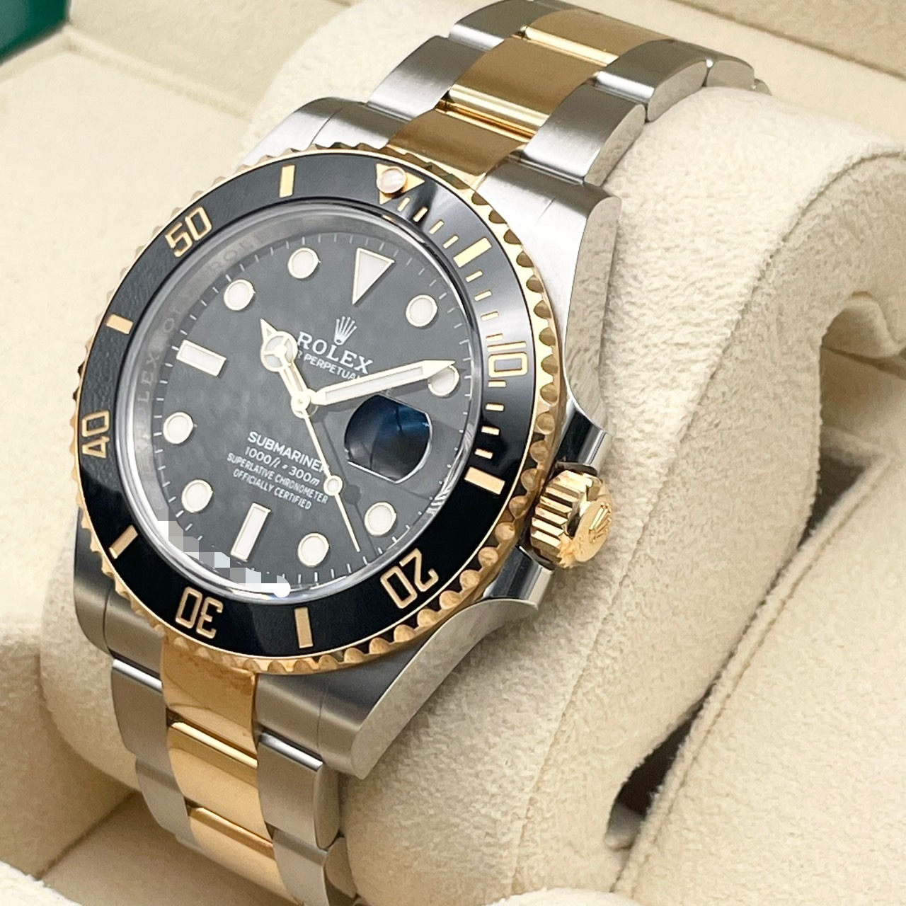 ロレックス サブマリーナ 126613LN オイスターブレスレット ブラック 41mm
