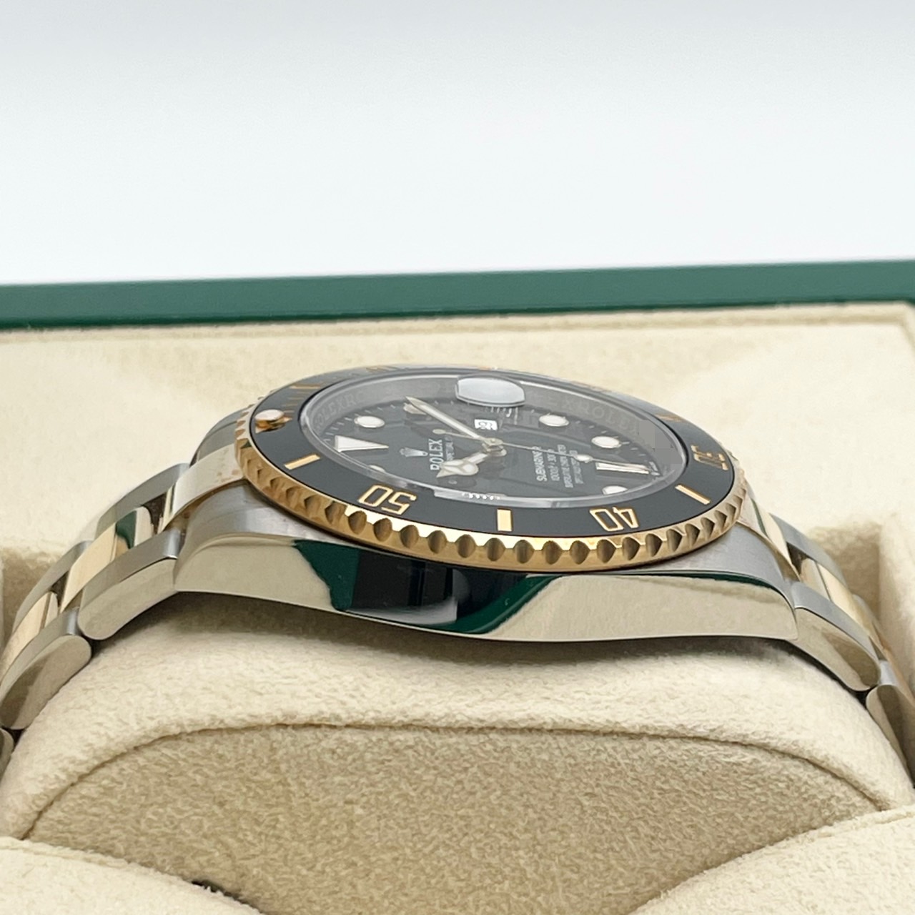 ロレックス サブマリーナ 126613LN オイスターブレスレット ブラック 41mm