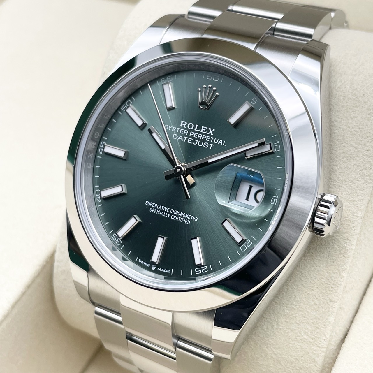 ロレックス デイトジャスト 126300 ミントグリーン オイスターブレスレット 41mm