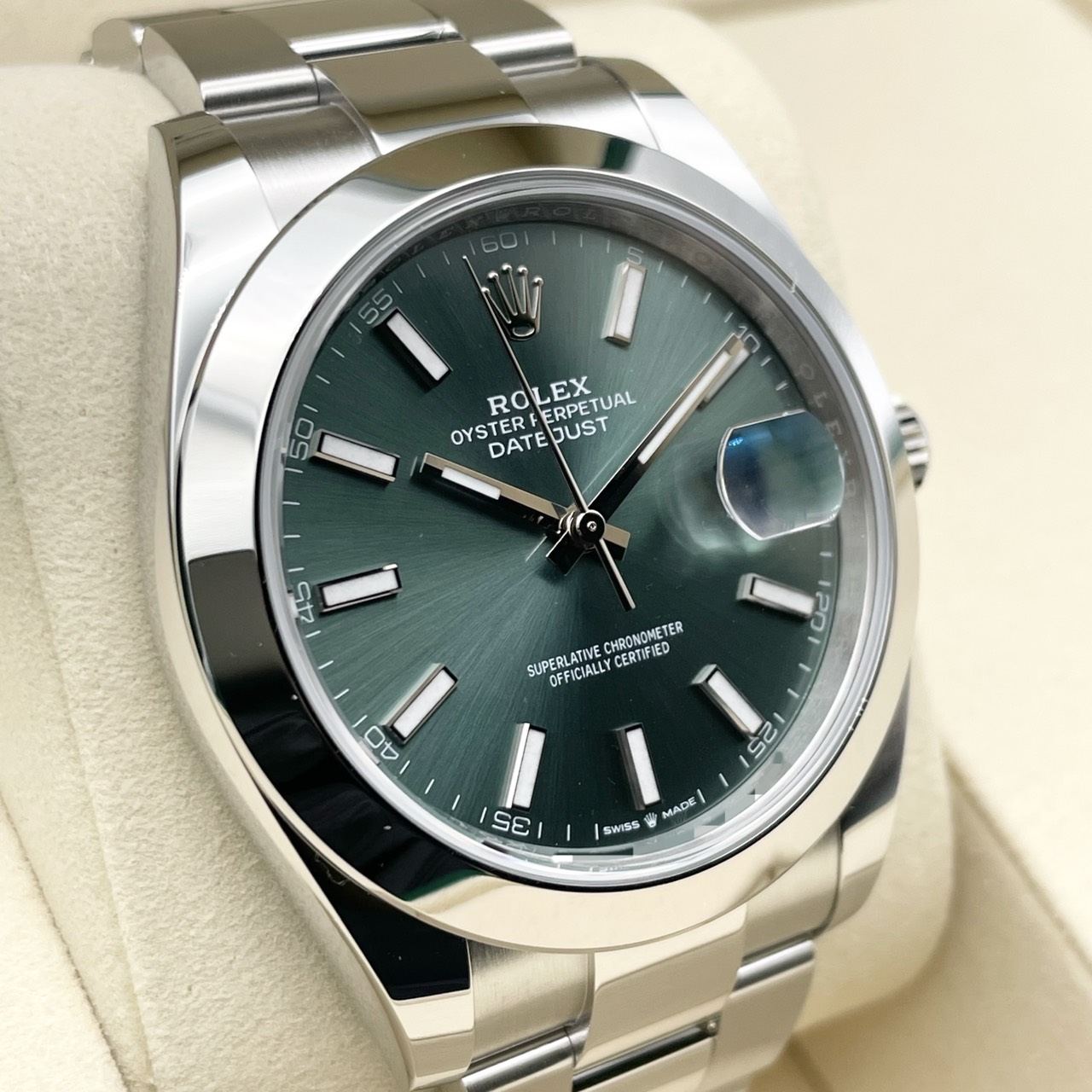 ロレックス デイトジャスト 126300 ミントグリーン オイスターブレスレット 41mm