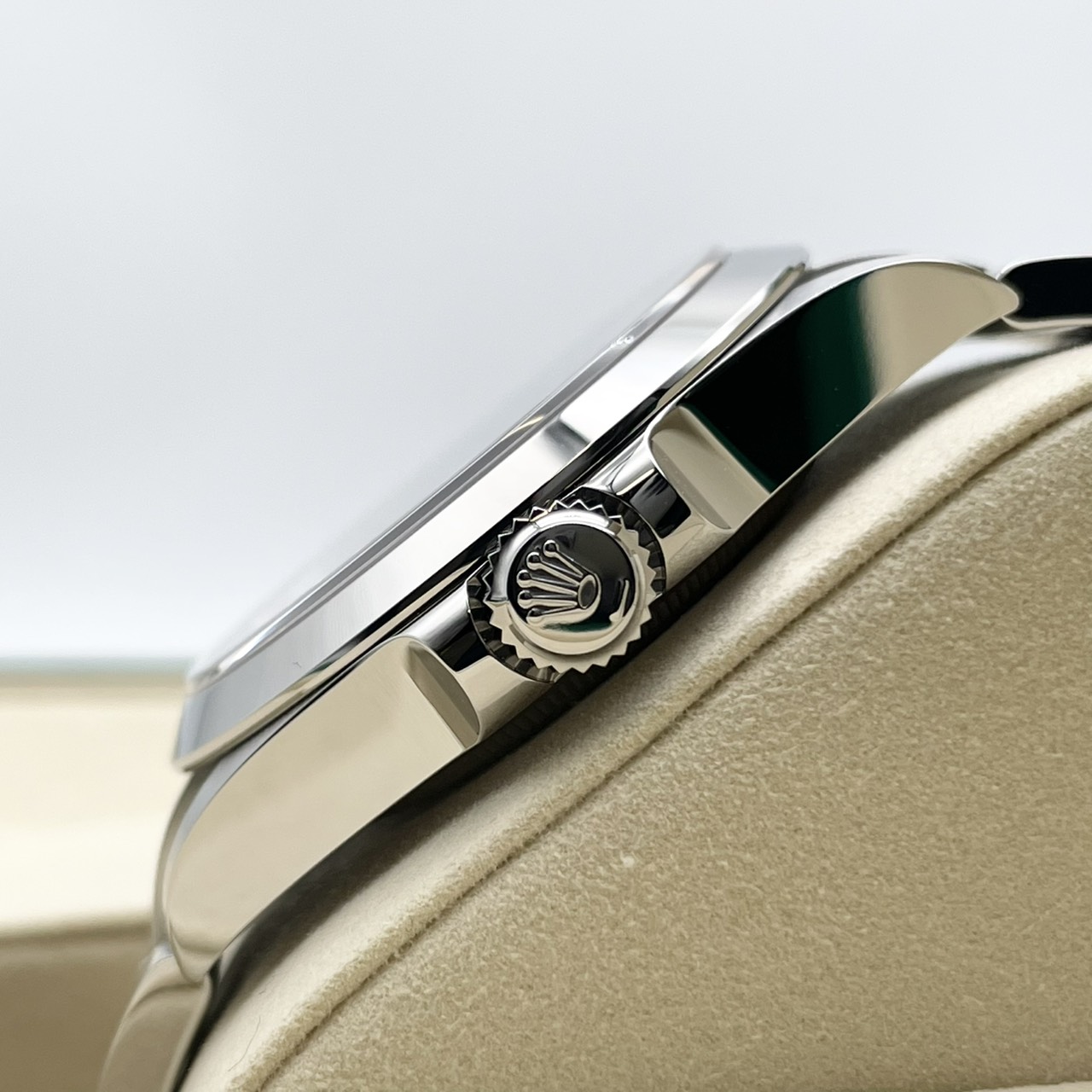 【保証書日付2025年11月】ロレックス エアキング 126900 ブラック 40mm