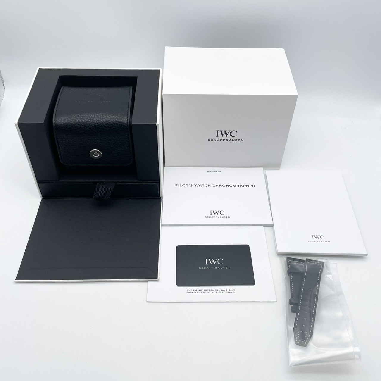 【定価約114万円！】 IWC パイロット・ウォッチ・クロノグラフ IW388117 ブルー 41mm