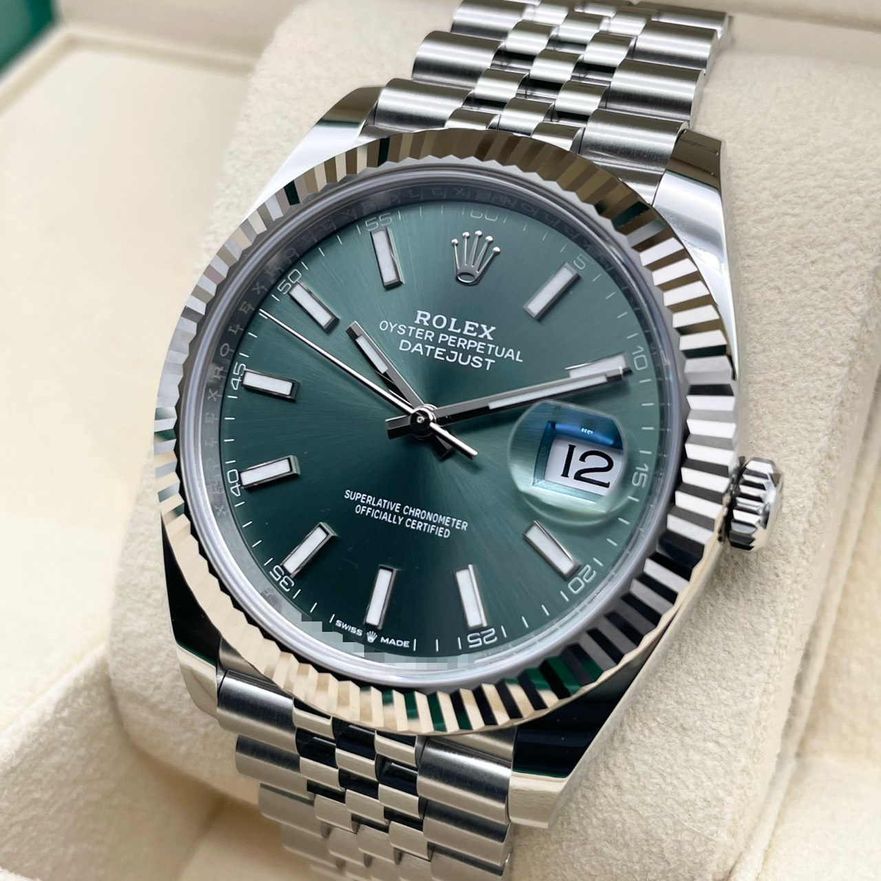 ロレックス デイトジャスト 126334 ミントグリーン ジュビリーブレス 41mm