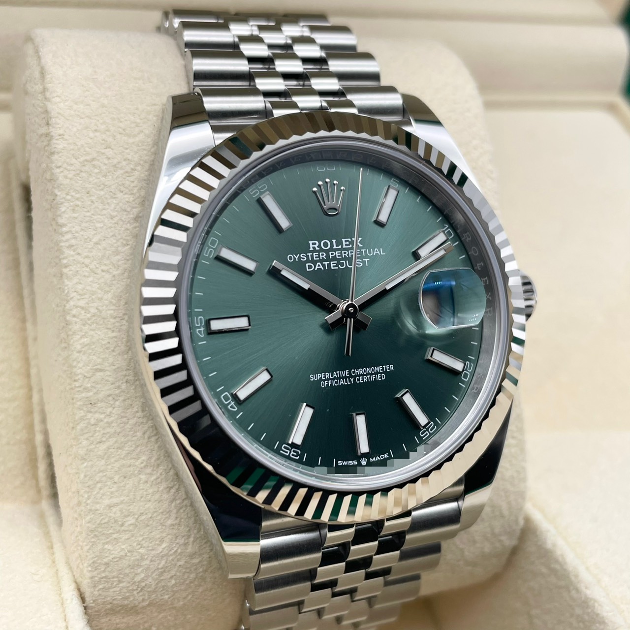 ロレックス デイトジャスト 126334 ミントグリーン ジュビリーブレス 41mm