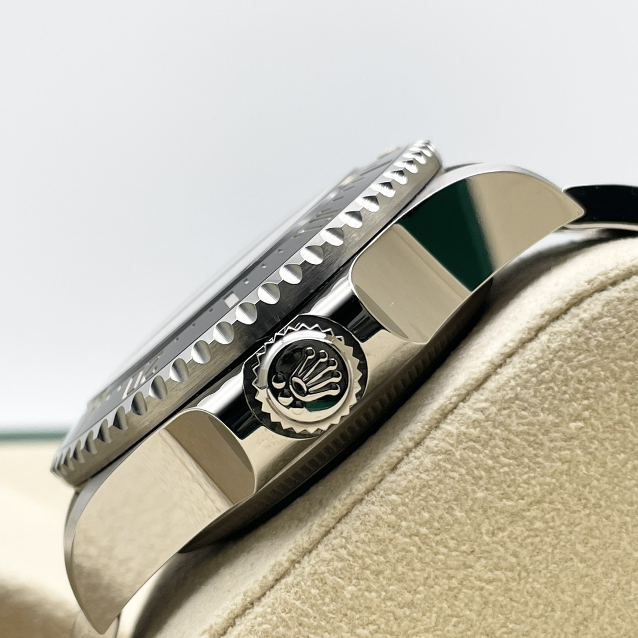 ロレックス 136660 Dブルー 44mm