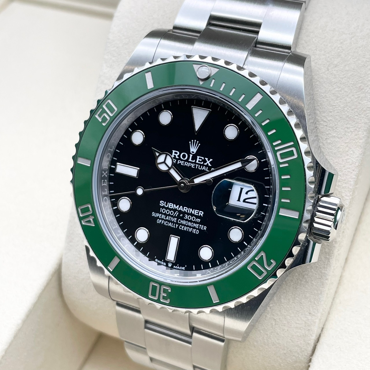 ロレックス サブマリーナ デイト 126610LV ブラック 41mm