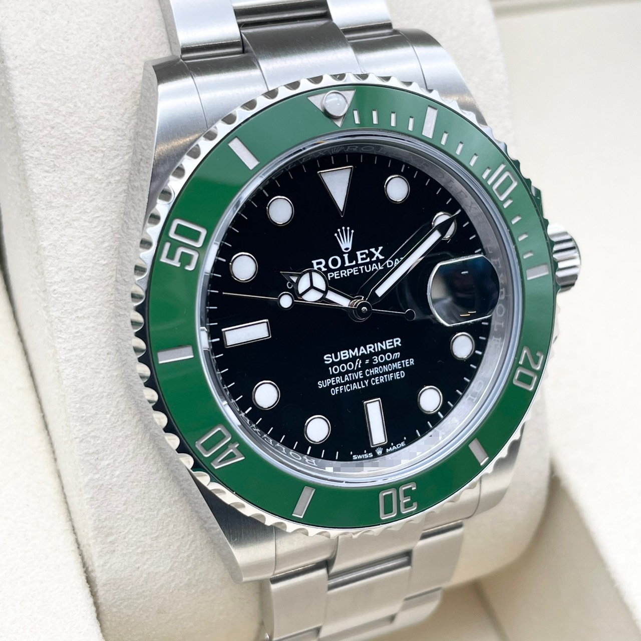 ロレックス サブマリーナ デイト 126610LV ブラック 41mm