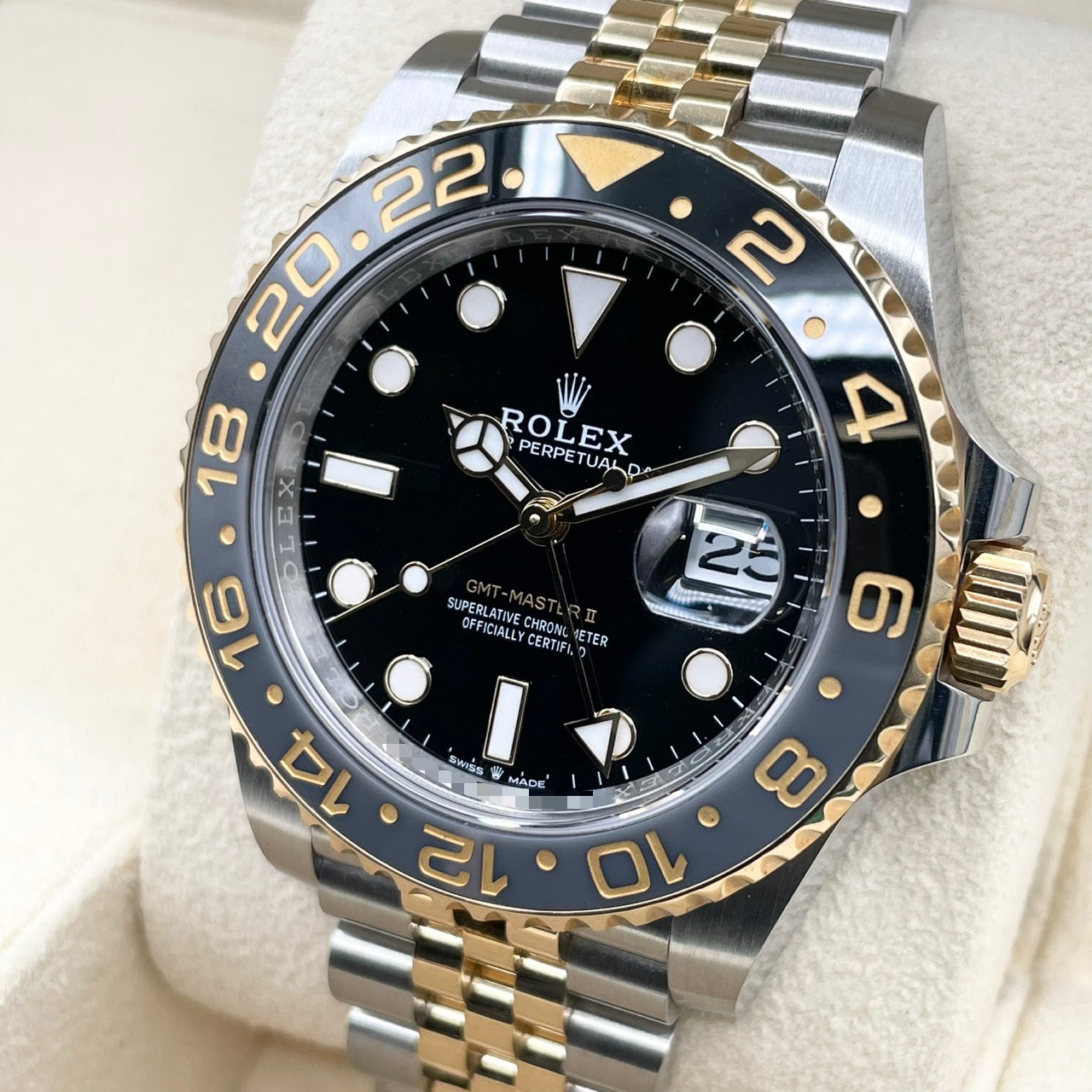 ロレックス GMTマスターII 126713GRNR ジュビリーブレス ブラック 40mm