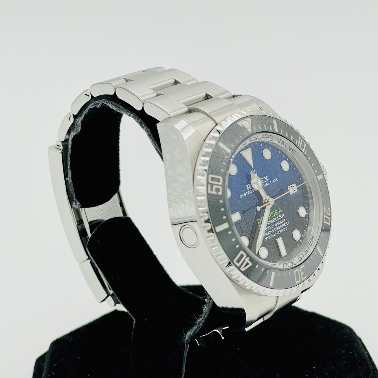 ロレックス シードゥエラー 136660 オイスターブレスレット Dブルー