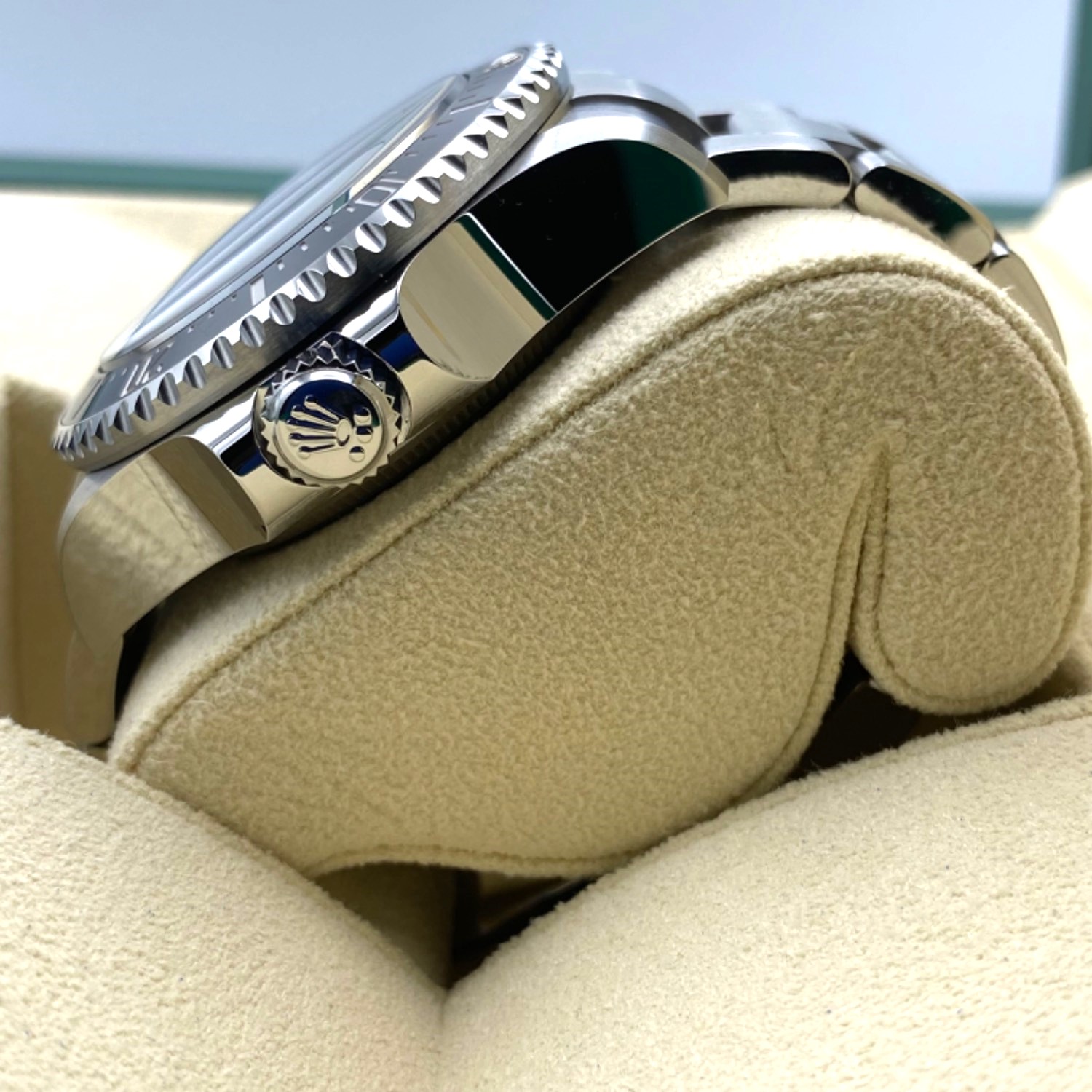 ロレックス シードゥエラー136660 ステンレススチール オイスターブレスレット　Dブルー　44ｍｍ