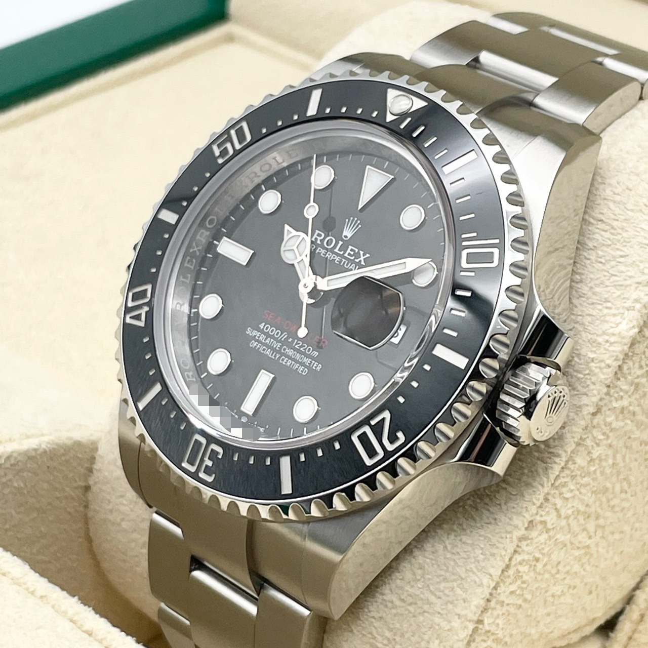 ロレックス シードゥエラー 126600 ブラック オイスターブレスレット 43mm