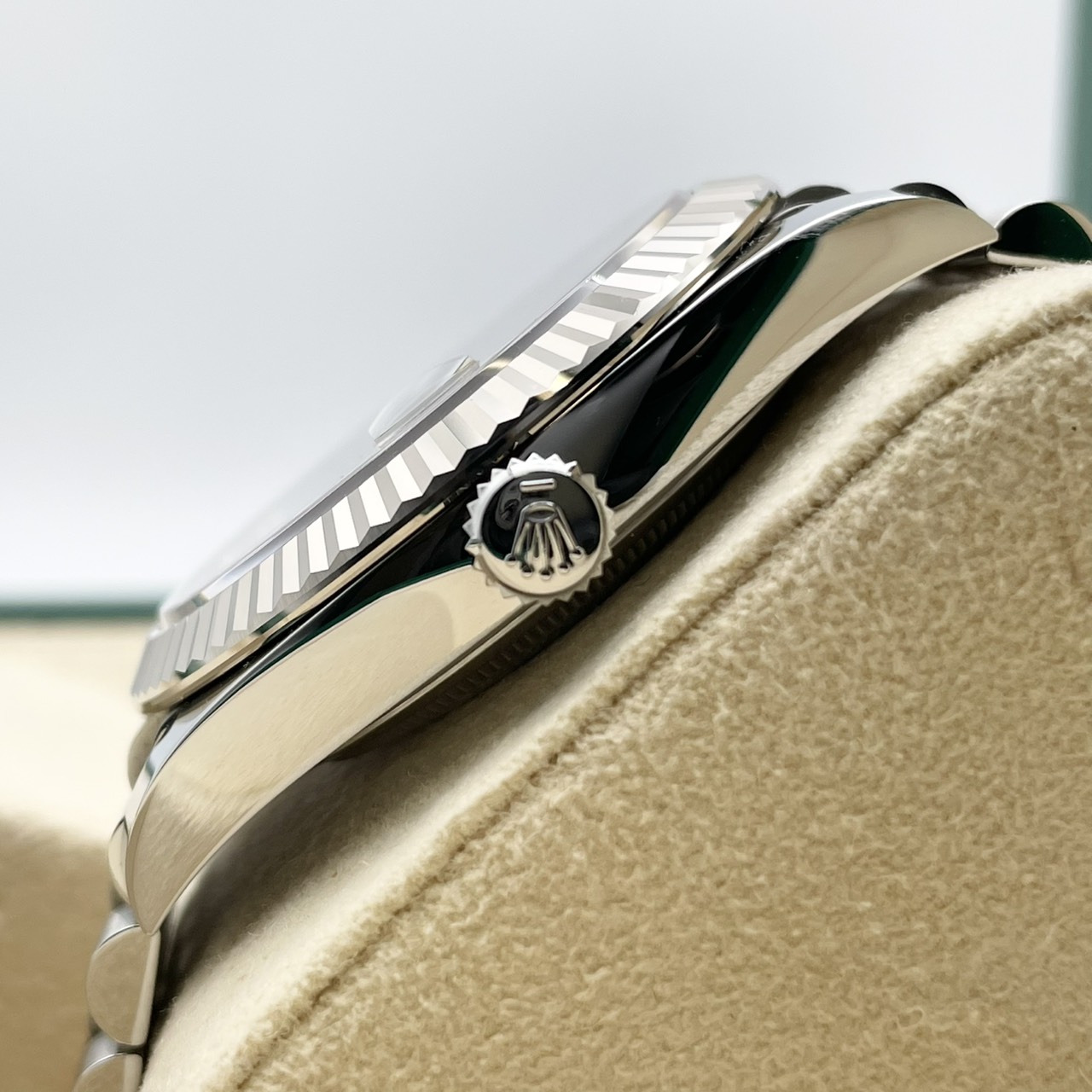 ロレックス デイトジャスト 126334 スレートローマ ジュビリーブレス 41mm