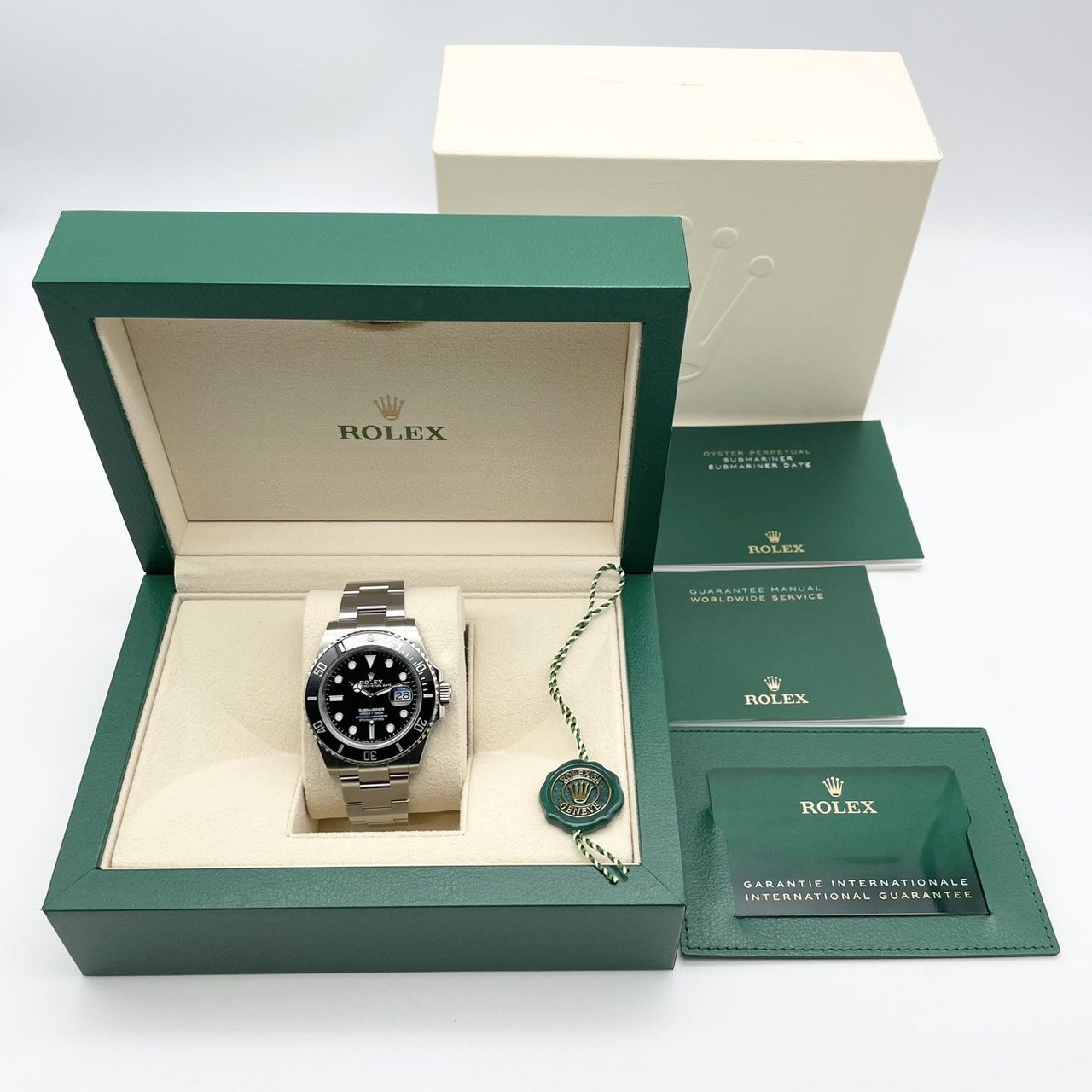 ロレックス サブマリーナデイト 126610LN ブラック 41mm