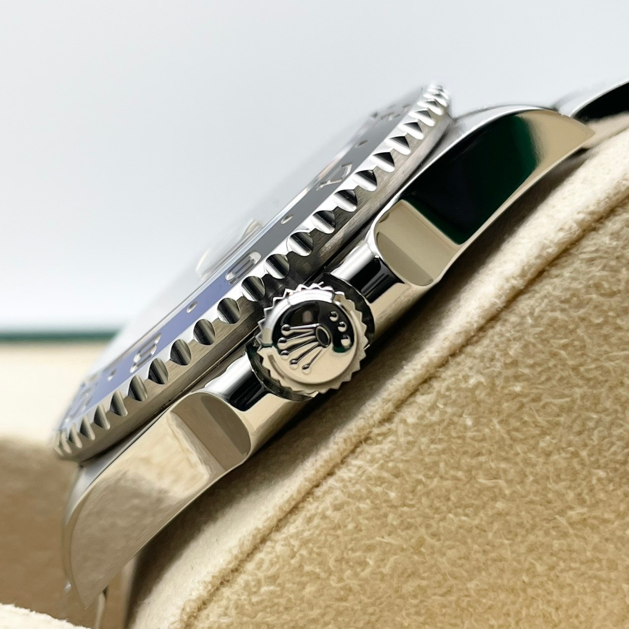 ロレックス GMTマスターII 126710BLNR バットマン オイスターブレス 40mm