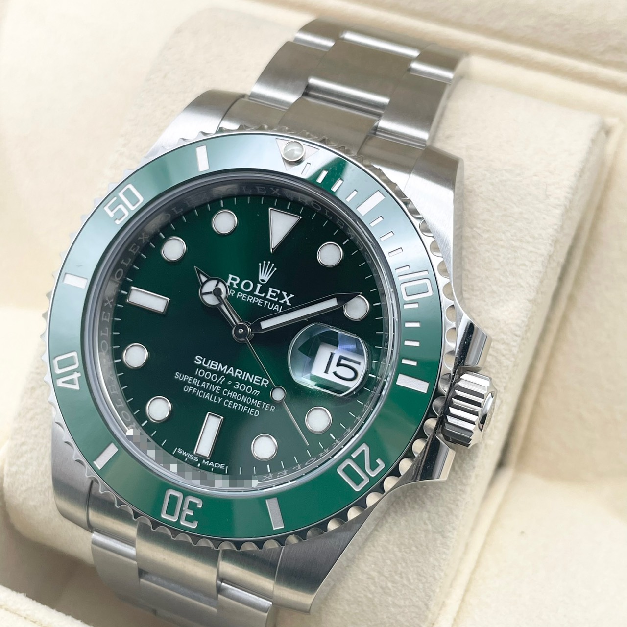 【廃盤モデル！鏡面バックル】ロレックス サブマリーナーデイト 116610LV グリーン オイスターブレス 40mm