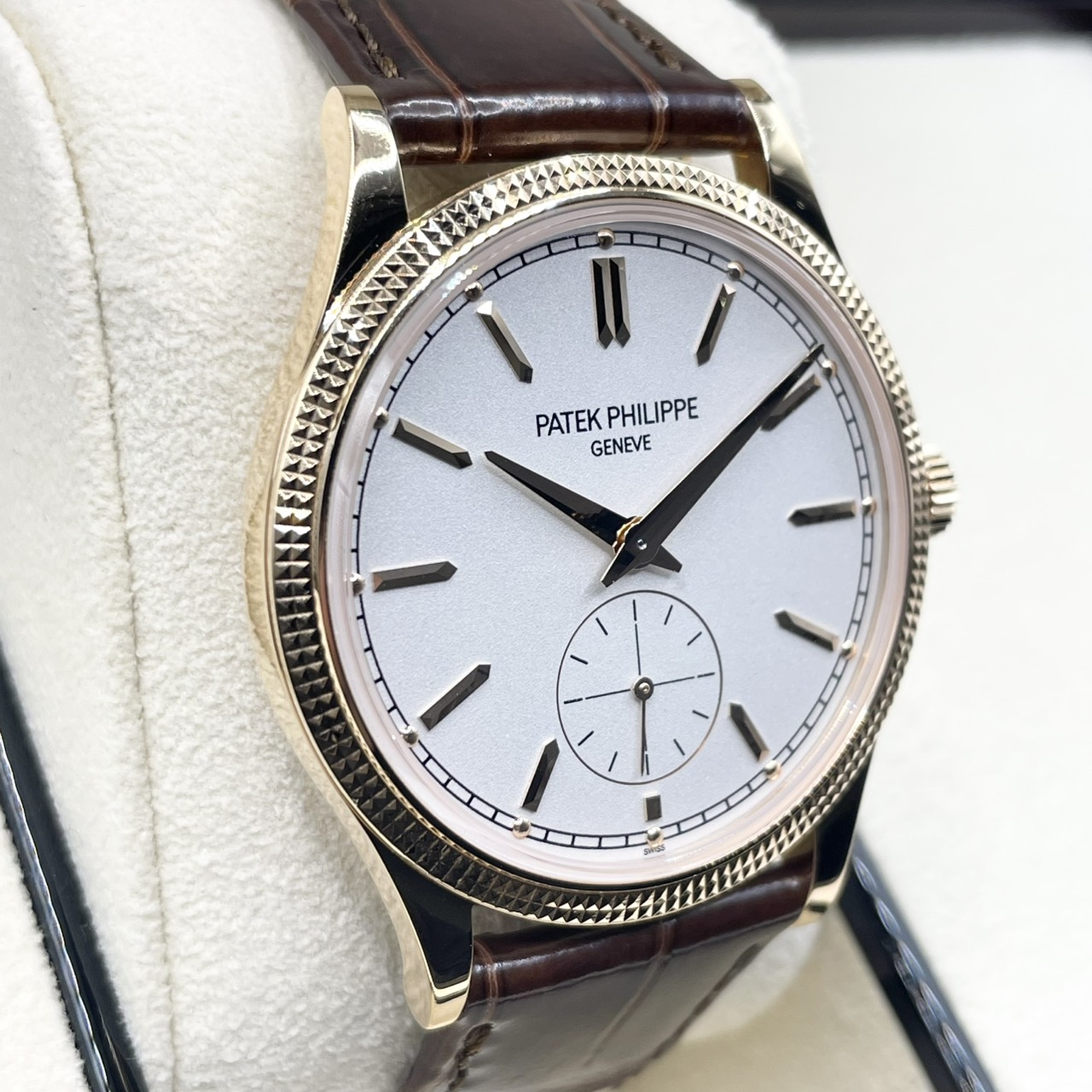 【定価6,110,000円】【箱保証書完備】パテックフィリップ カラトラバ 6119R-001 シルバー 39mm