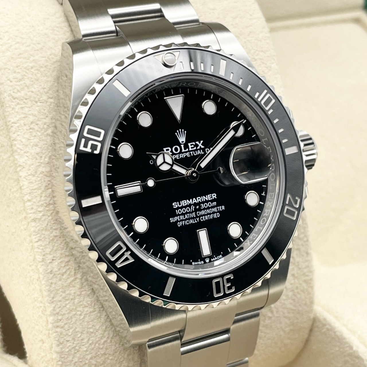 ロレックス サブマリーナーデイト 126610LN ブラック 41mm