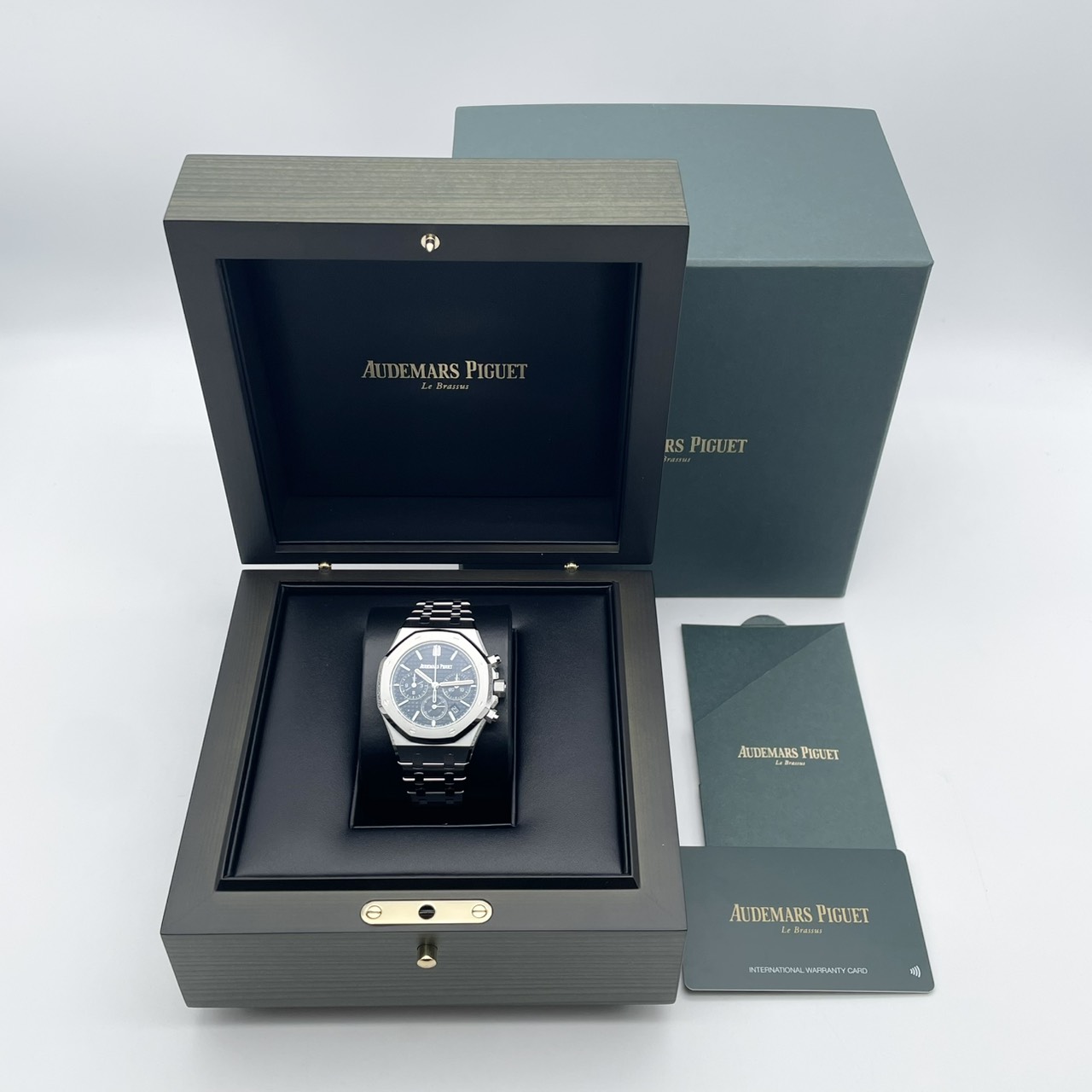 オーデマピゲ ロイヤルオーク 26715ST.OO.1356ST.01 ナイトブルー 38mm