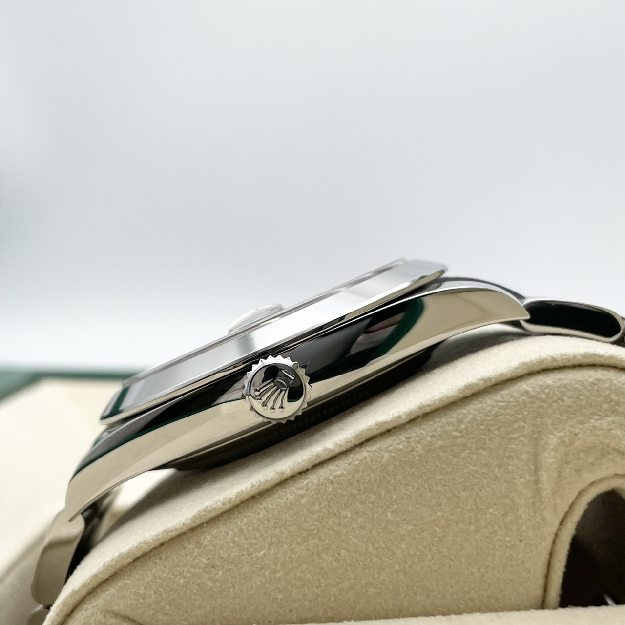 ロレックス デイトジャスト 126300 オイスターブレスレット スレート 41mm