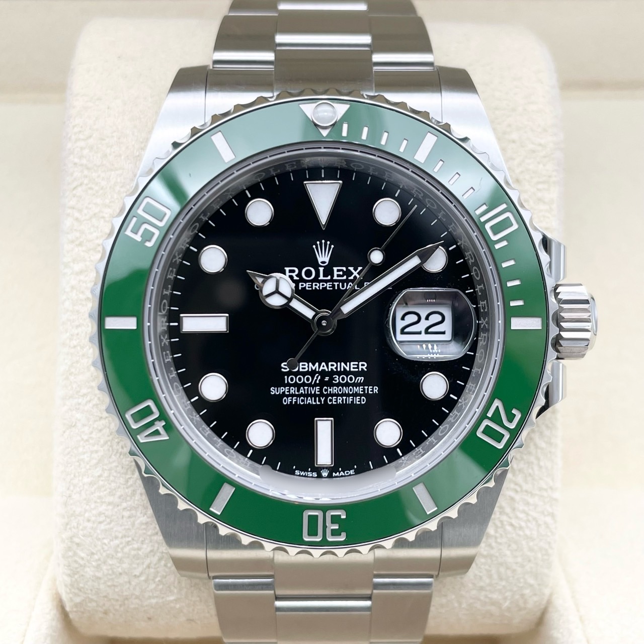 ロレックス サブマリーナ デイト 126610LV ブラック 41mm