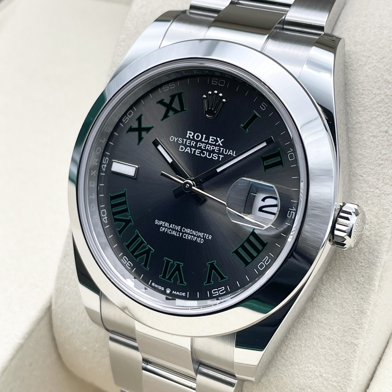 ロレックス デイトジャスト 126300 スレートローマン オイスターブレスレット 41mm