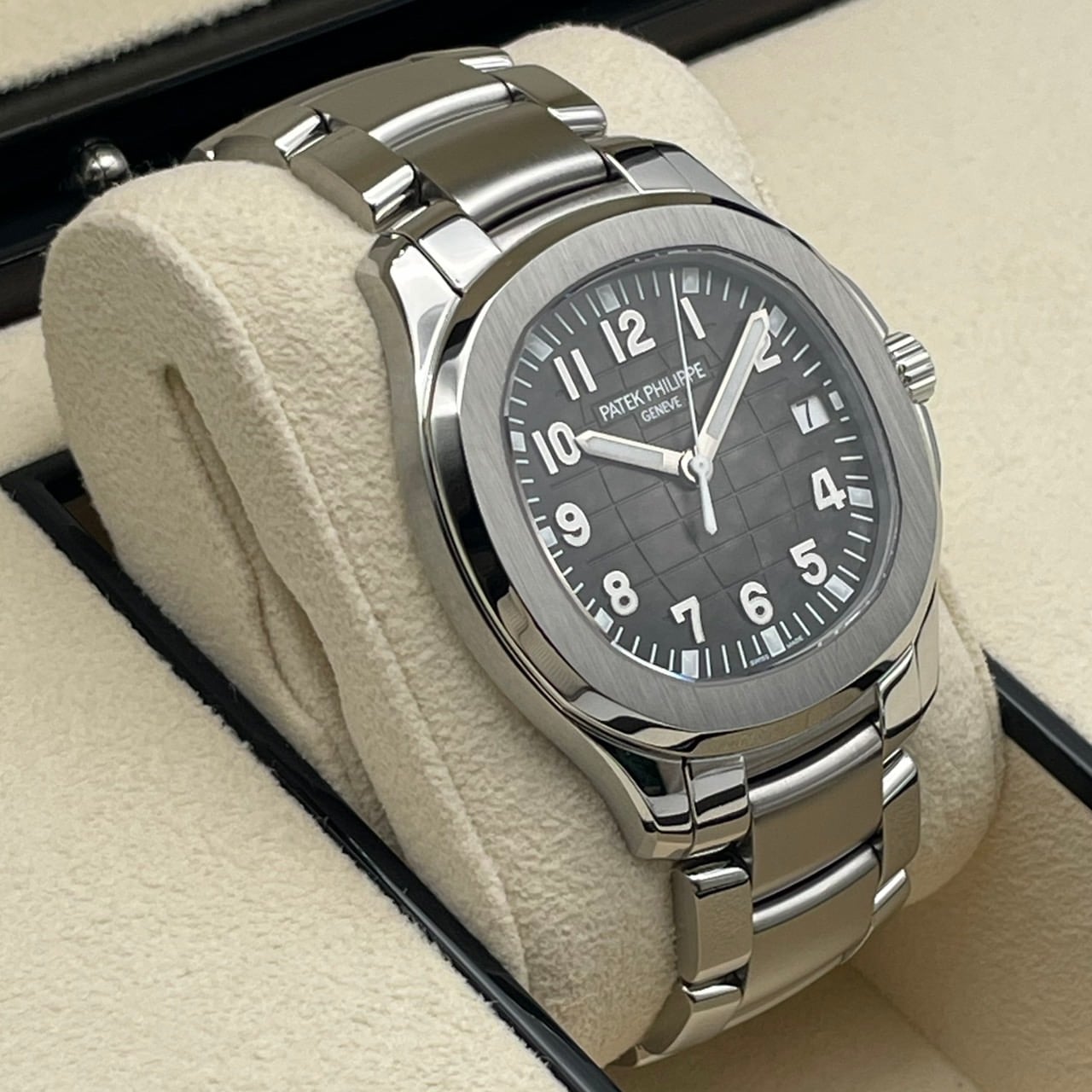 Patek Philippe 取り扱い説明書　Cal.324 / 26-330 Patek Philippe 取り扱い説明書 Cal.324 / 26-330 Patek Philippe