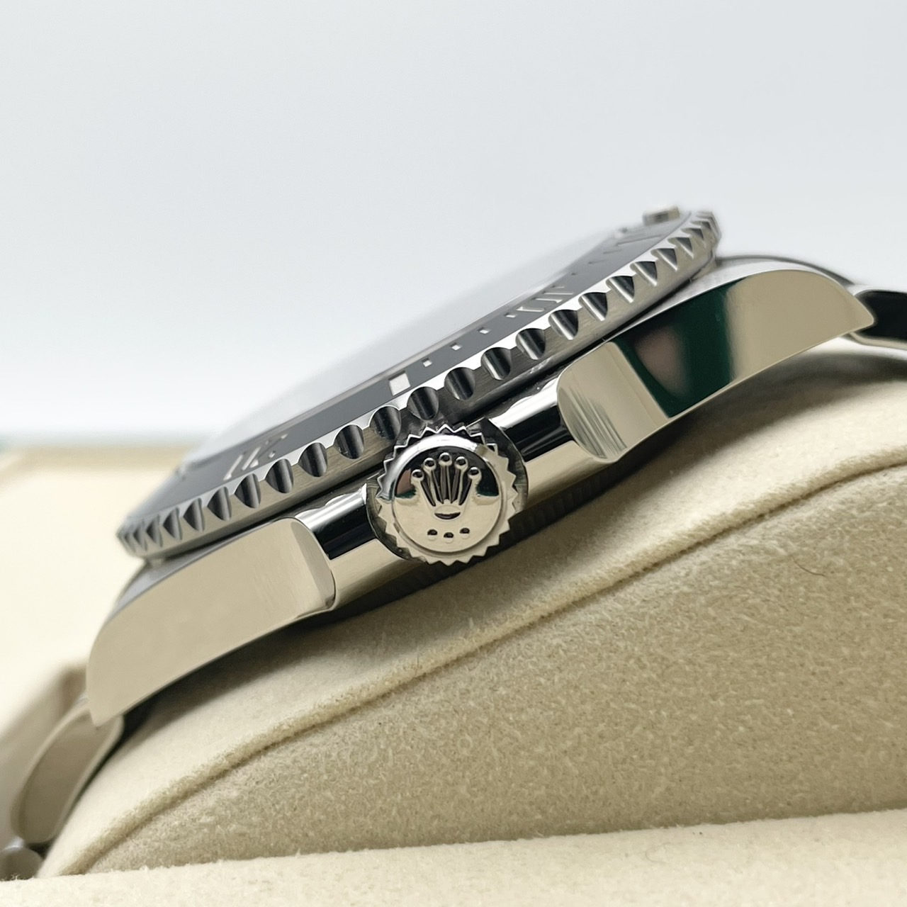 ロレックス サブマリーナ ノンデイト 124060 ブラック 41mm