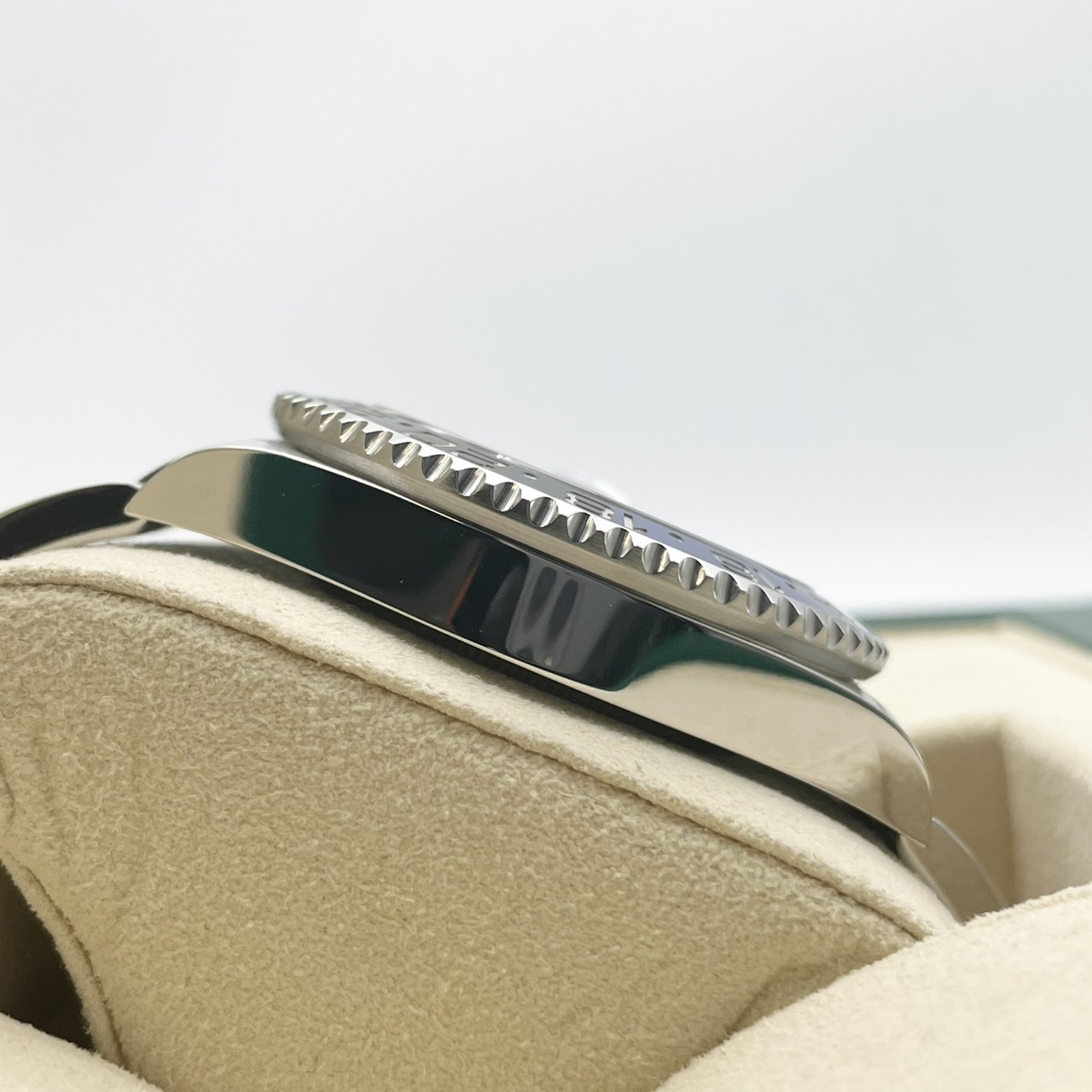 ロレックス GMTマスターII 126710BLNR バットマン オイスターブレス 40mm