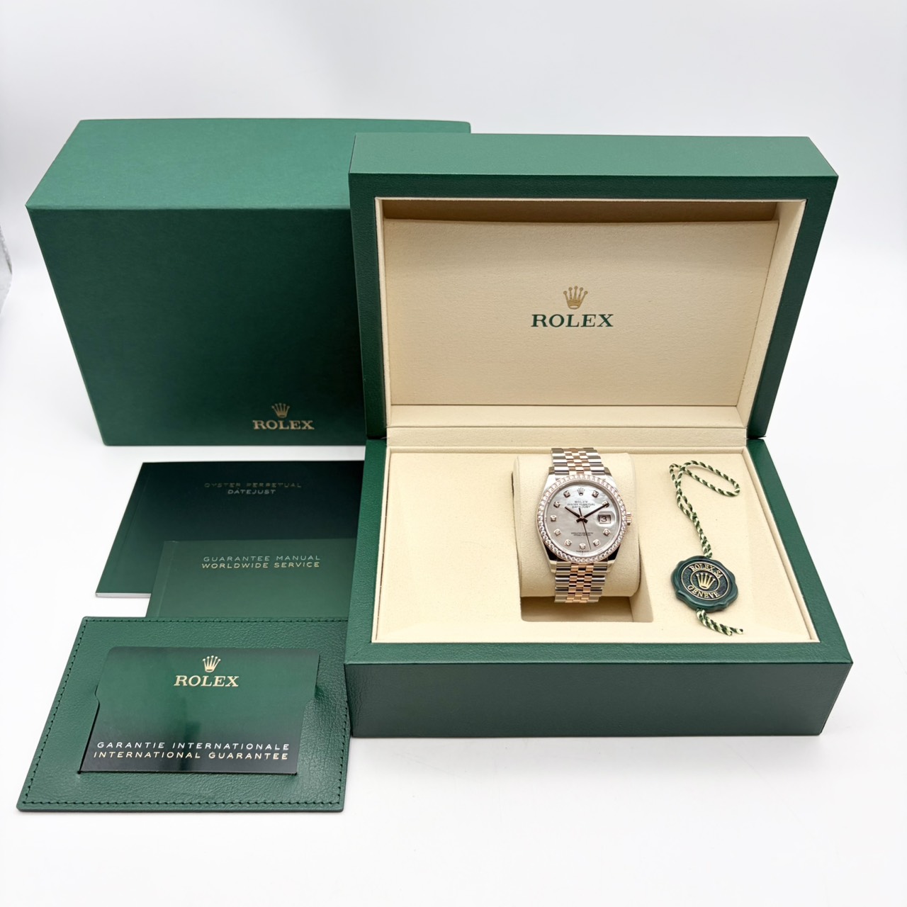 【保証書日付2026年2月】 ロレックス デイトジャスト 126281RBR ホワイトシェル ジュビリーブレスレット 36mm