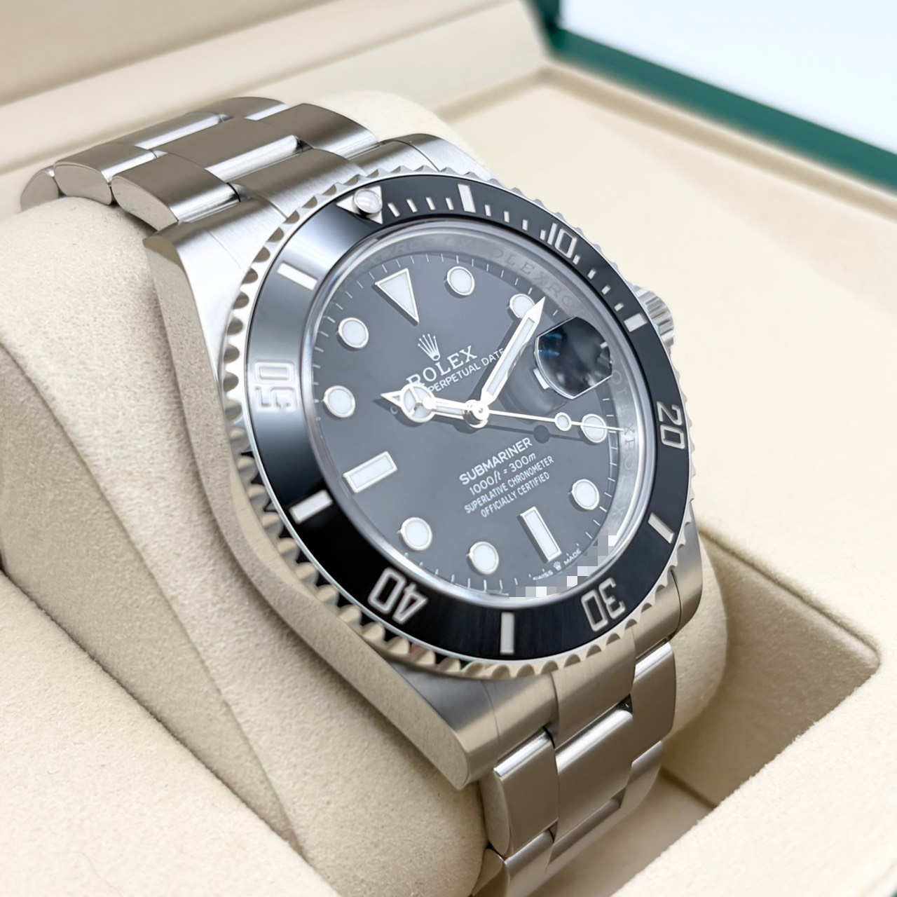 ロレックス サブマリーナーデイト 126610LN ブラック 41mm