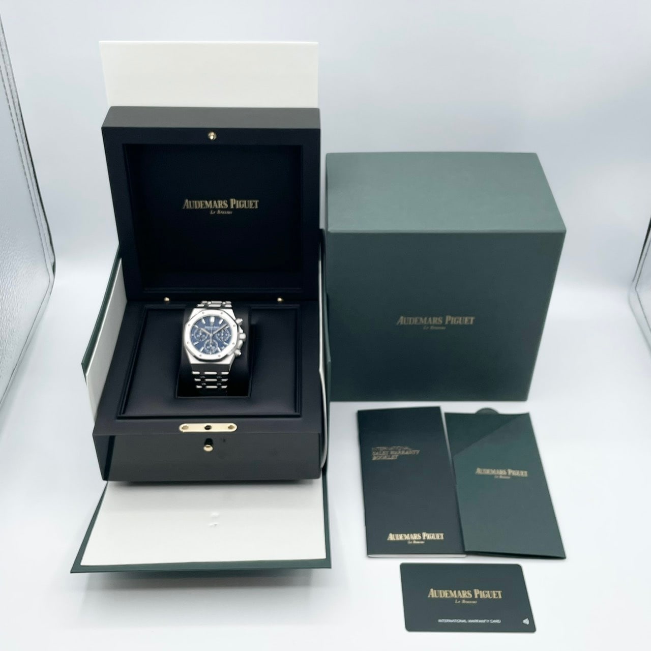 【限定222本】オーデマピゲ ロイヤルオーク クロノグラフ 26239BC.OO.1220BC.01 ブルーダイヤル 41mm