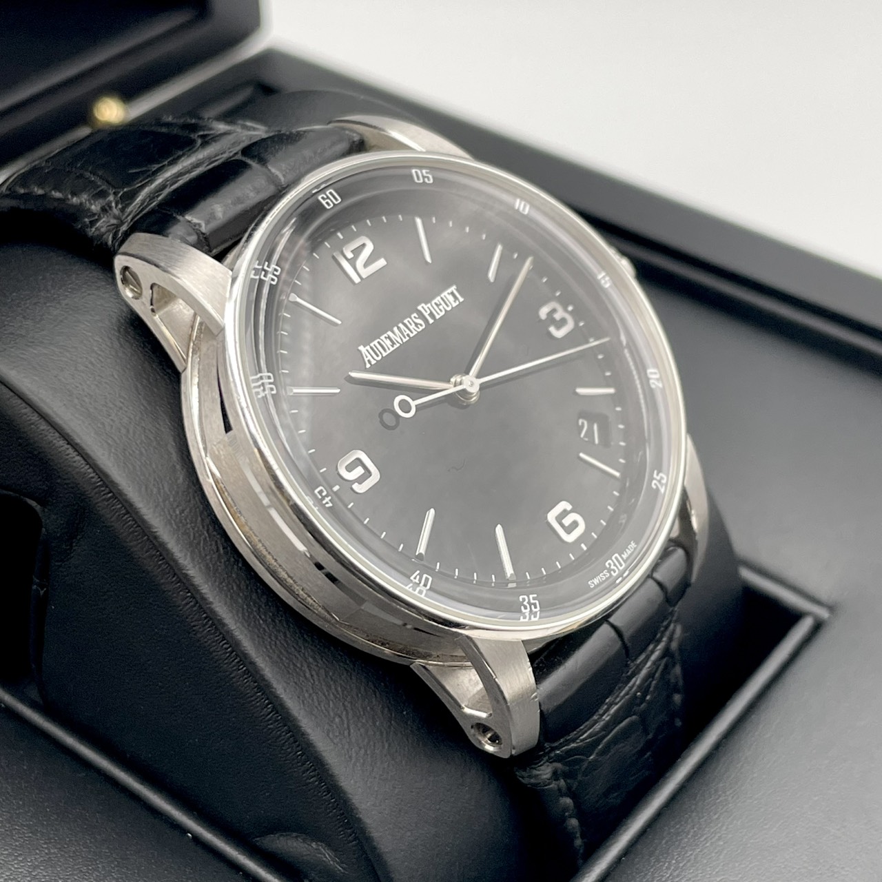 オーデマピゲ CODE 11.59 15210BC.OO.A002CR.01 ブラック 41ｍｍ