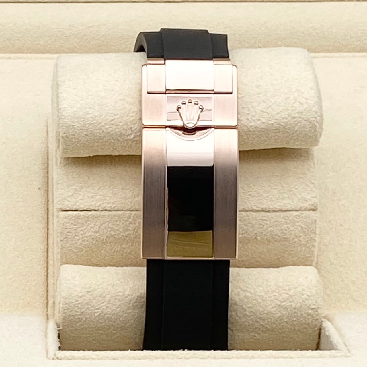 ロレックス デイトナ 116515LN ブラックラバーベルト ブラック&ピンク