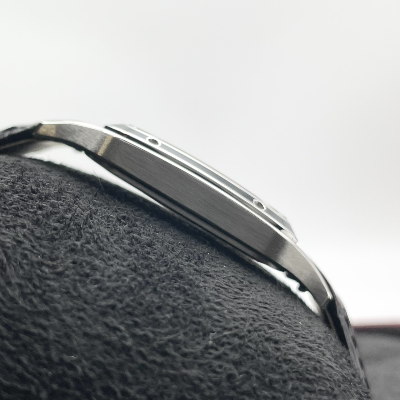 【定価約130万円！】カルティエ サントスデュモン WSSA0046 ブラック 43.5mm×31.4mm