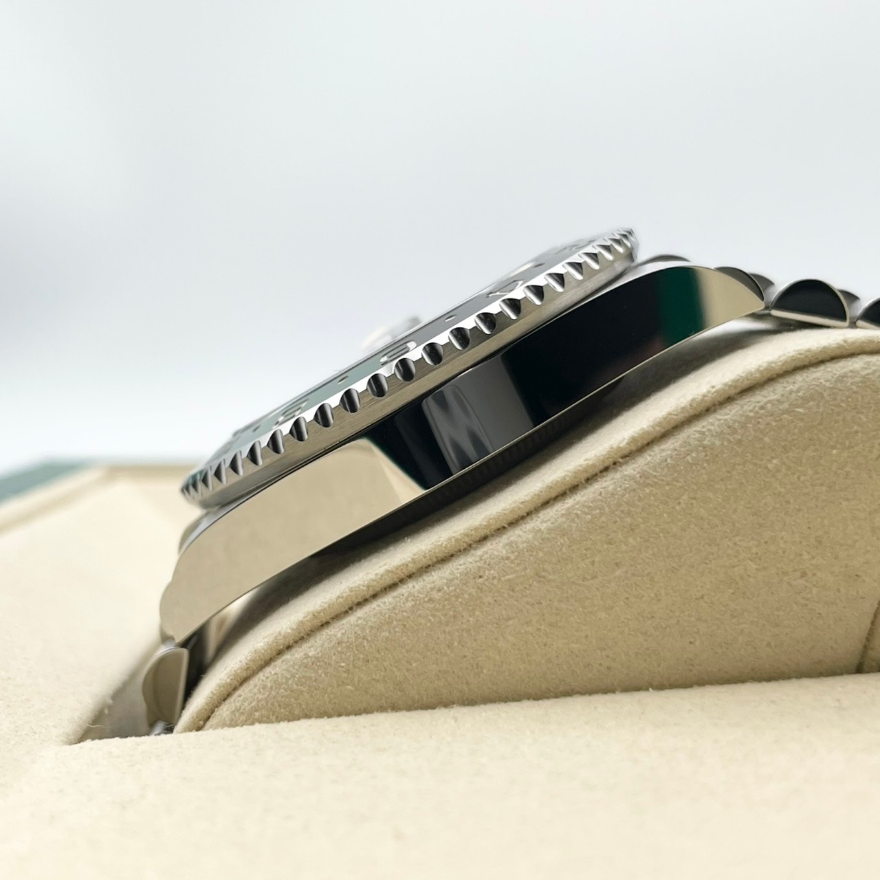 【保証書日付2025年12月！】ロレックス GMTマスターII 126720VTNR ブラック ジュビリーブレス 40mm