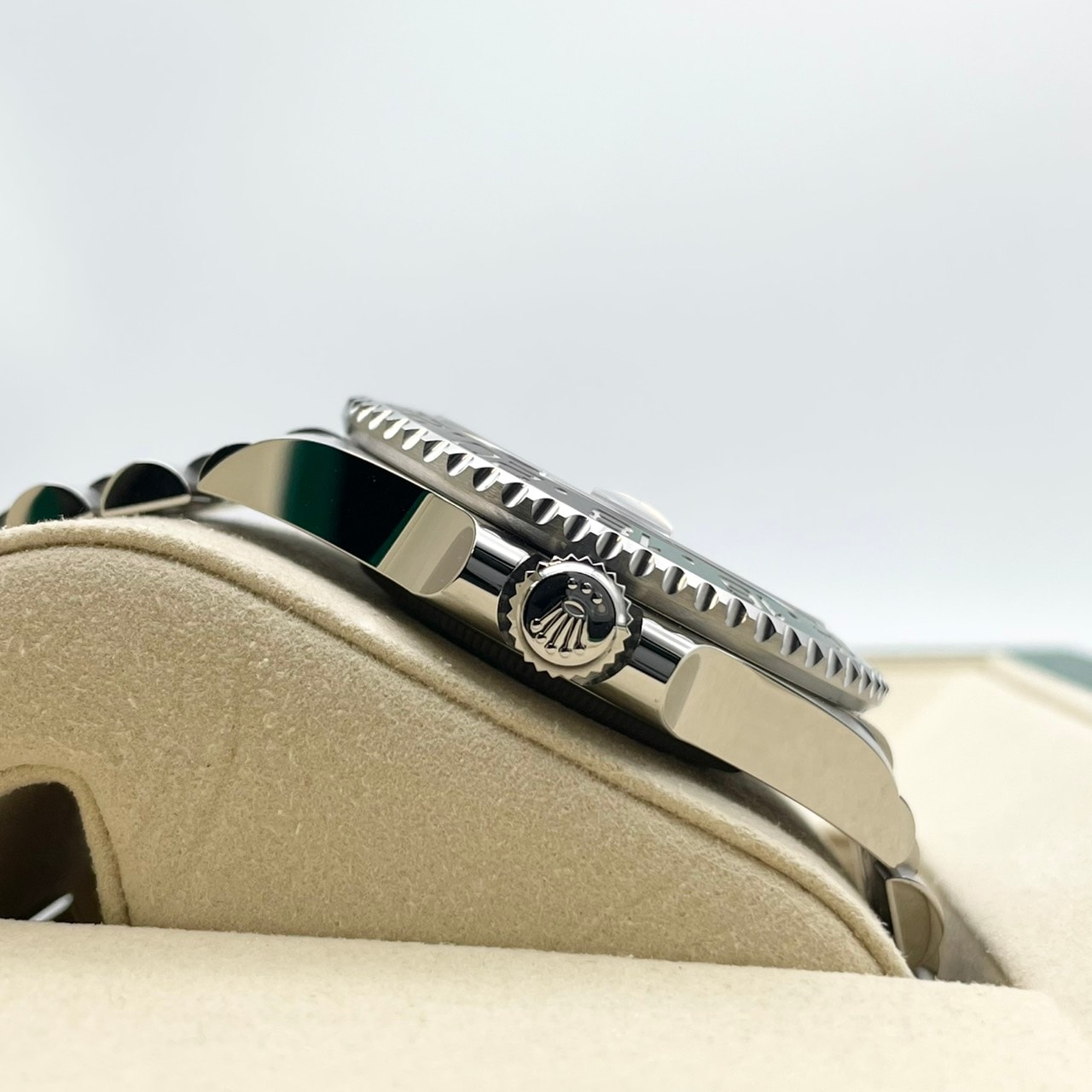 【保証書日付2025年12月！】ロレックス GMTマスターII 126720VTNR ブラック ジュビリーブレス 40mm