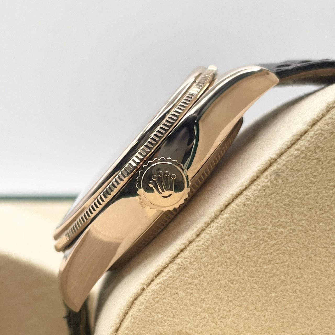 ロレックス チェリーニムーンフェイズ 50535 ホワイト エバーローズゴールド 39mm